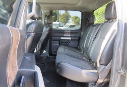 2017 Ford Super Duty F-250 SRW - Image 37