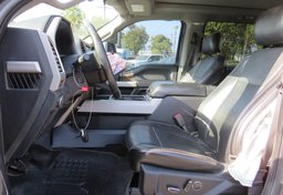 2017 Ford Super Duty F-250 SRW - Image 60