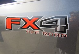 2017 Ford Super Duty F-250 SRW - Image 11