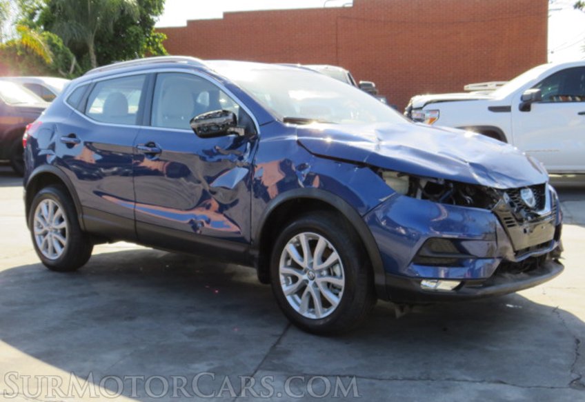 2021 Nissan Rogue Sport - Image 4