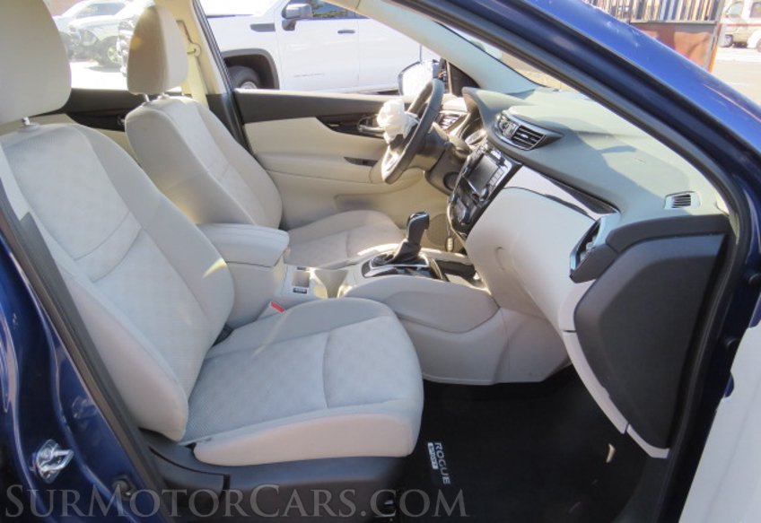 2021 Nissan Rogue Sport - Image 23