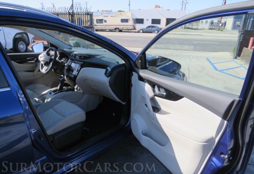 2021 Nissan Rogue Sport - Image 20