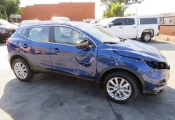 2021 Nissan Rogue Sport - Image 2