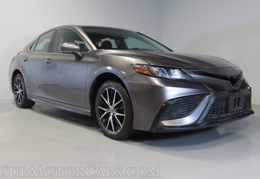 2022 Toyota Camry - Image 4