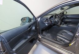 2022 Toyota Camry - Image 24