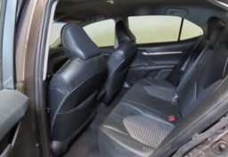 2022 Toyota Camry - Image 28