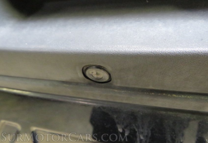 2021 Chevrolet Colorado - Image 16