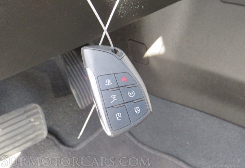 2021 Chevrolet Suburban - Image 38