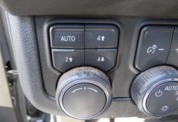 2021 Chevrolet Suburban - Image 49