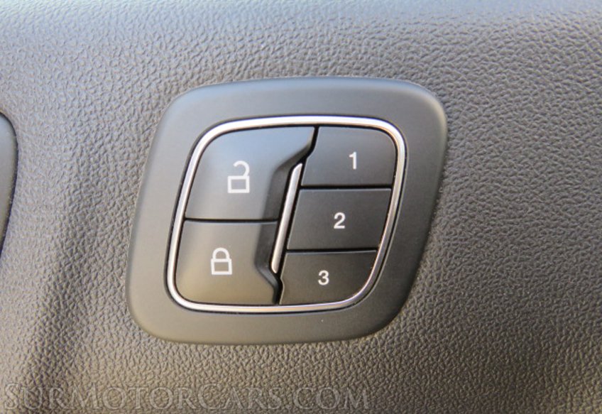 2020 Ford Escape - Image 46