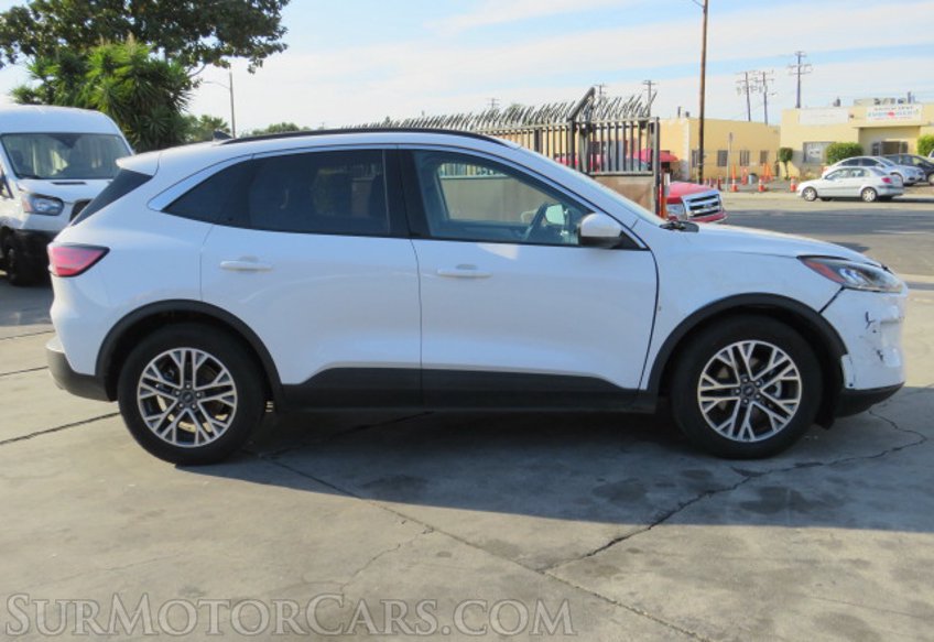 2020 Ford Escape - Image 6