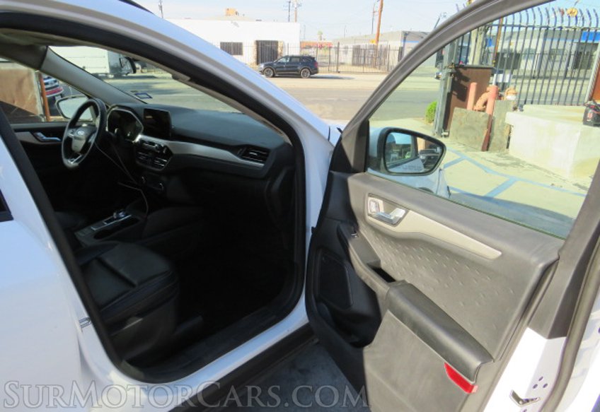 2020 Ford Escape - Image 22