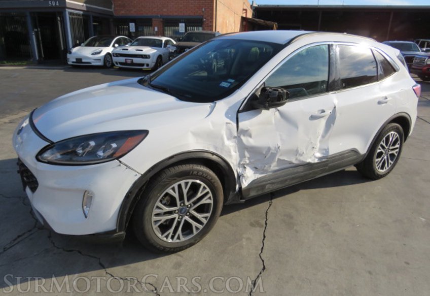 2020 Ford Escape - Image 2