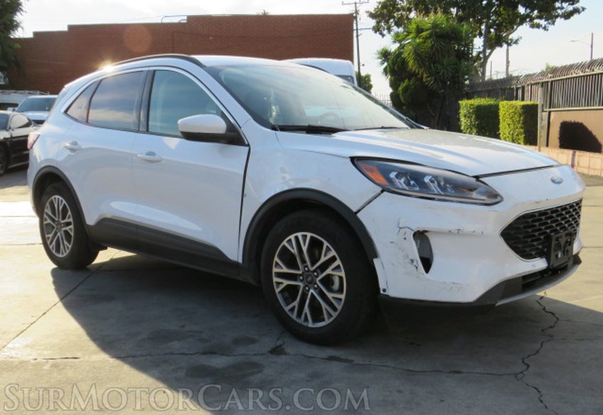 2020 Ford Escape - Image 3