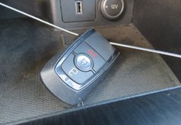 2020 Ford Escape - Image 40