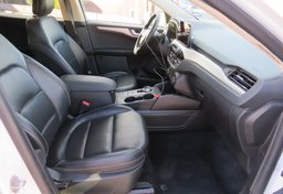 2020 Ford Escape - Image 26