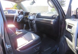 2016 Toyota 4Runner - Image 17