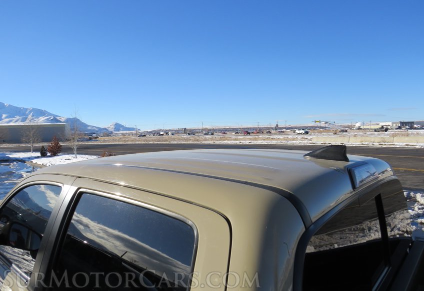 2017 Toyota Tacoma - Image 16