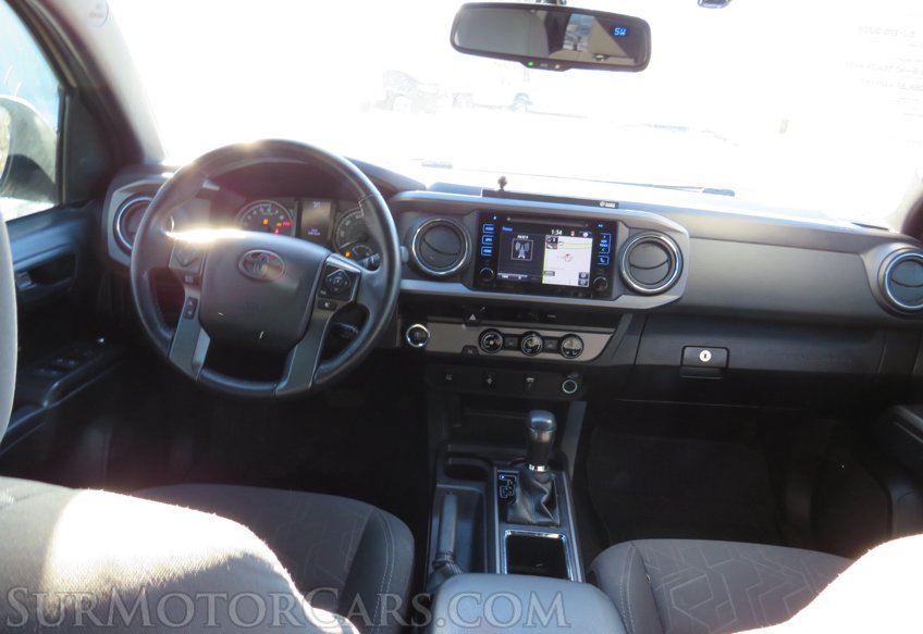 2017 Toyota Tacoma - Image 21