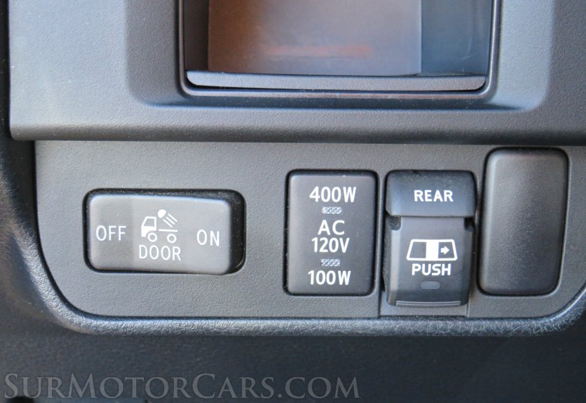 2017 Toyota Tacoma - Image 38