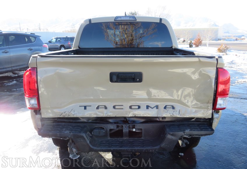 2017 Toyota Tacoma - Image 11
