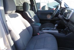 2017 Toyota Tacoma - Image 24