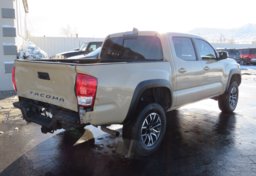 2017 Toyota Tacoma - Image 6