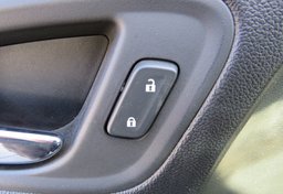 2021 Chevrolet Colorado - Image 37