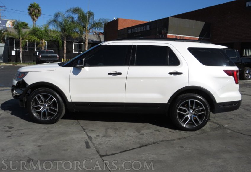 2019 Ford Explorer - Image 12