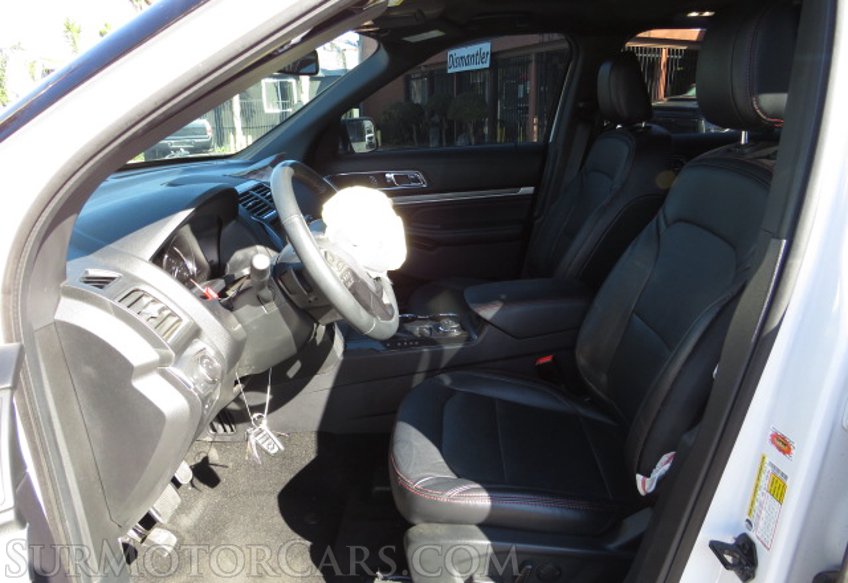 2019 Ford Explorer - Image 28