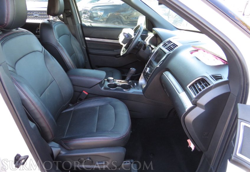 2019 Ford Explorer - Image 27