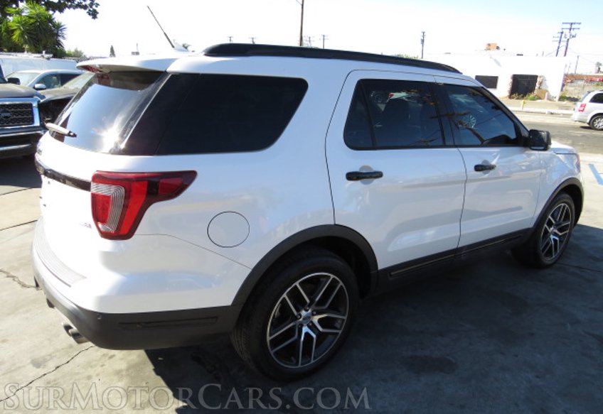 2019 Ford Explorer - Image 5