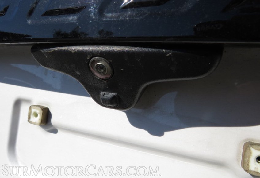 2019 Ford Explorer - Image 18