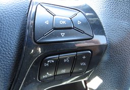 2019 Ford Explorer - Image 38