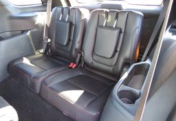 2019 Ford Explorer - Image 34