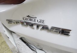 2020 Kia Sportage - Image 17