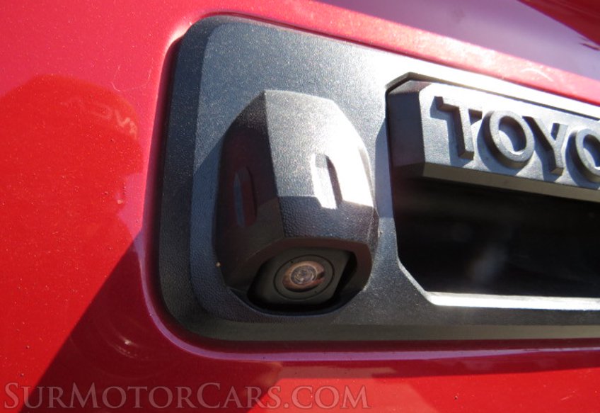 2014 Toyota Tundra 4WD Truck - Image 17