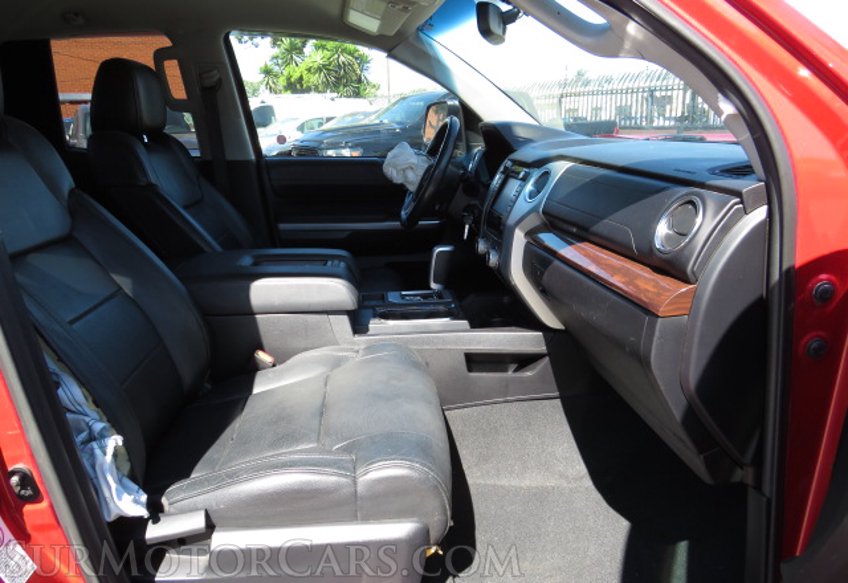 2014 Toyota Tundra 4WD Truck - Image 27