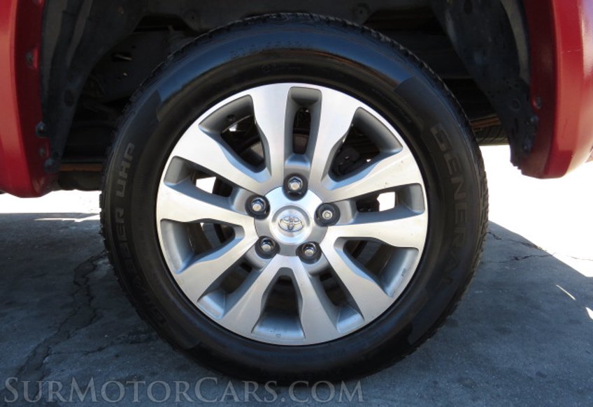 2014 Toyota Tundra 4WD Truck - Image 16