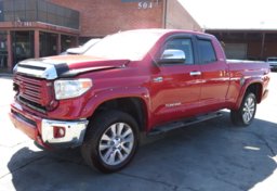 2014 Toyota Tundra 4WD Truck - Image 3