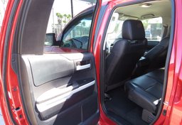 2014 Toyota Tundra 4WD Truck - Image 24