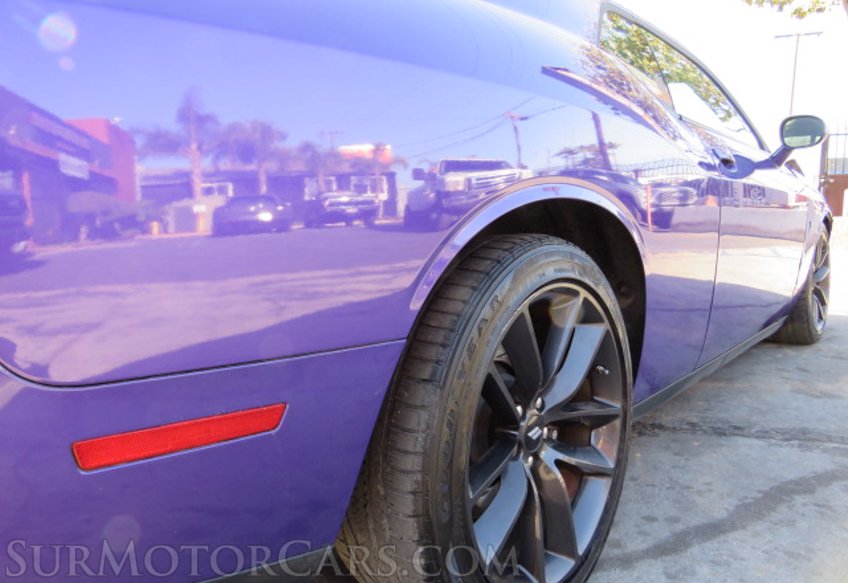 2019 Dodge Challenger - Image 17