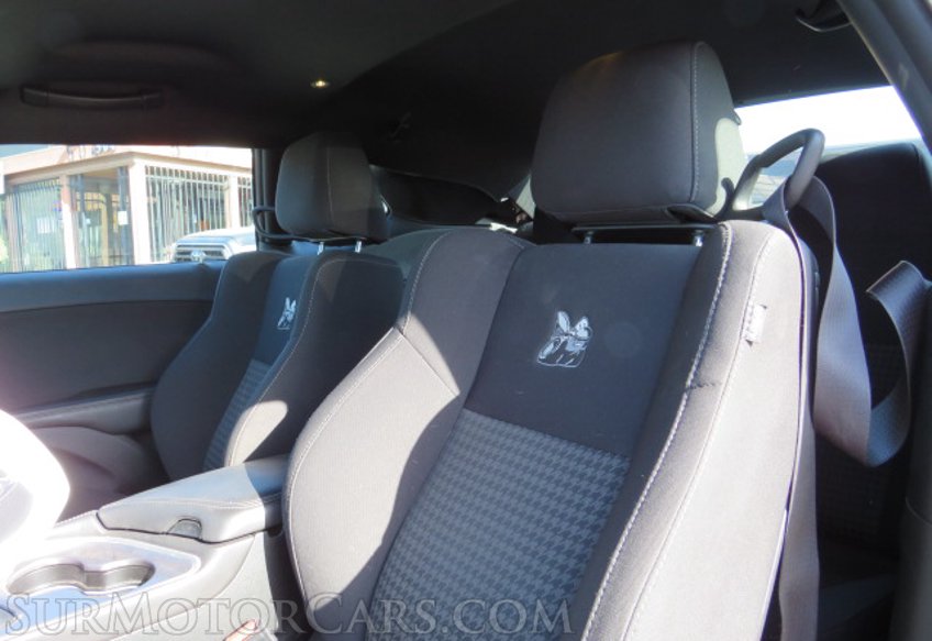 2019 Dodge Challenger - Image 35