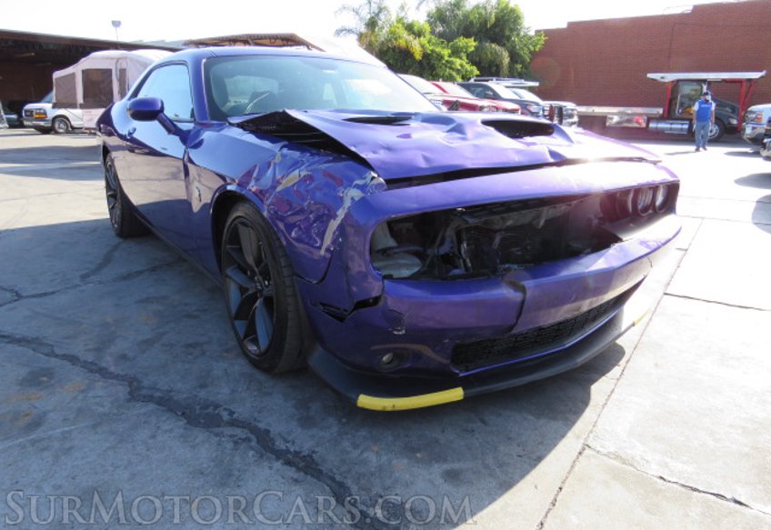 2019 Dodge Challenger - Image 4
