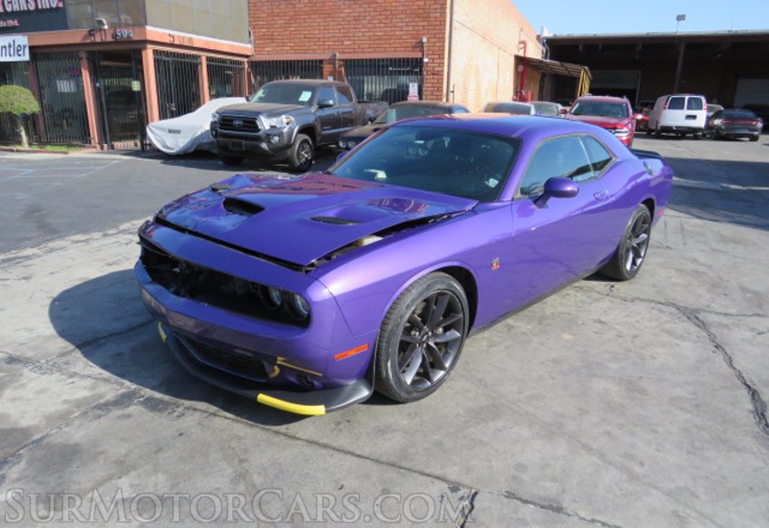 2019 Dodge Challenger - Image 2