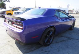 2019 Dodge Challenger - Image 9