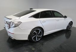 2022 Honda Accord - Image 5