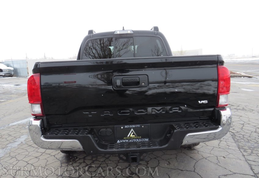 2016 Toyota Tacoma - Image 13