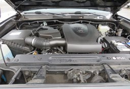 2016 Toyota Tacoma - Image 55