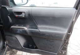 2016 Toyota Tacoma - Image 53